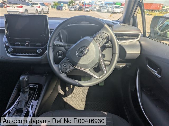 
										Toyota Corolla Sport HV full									