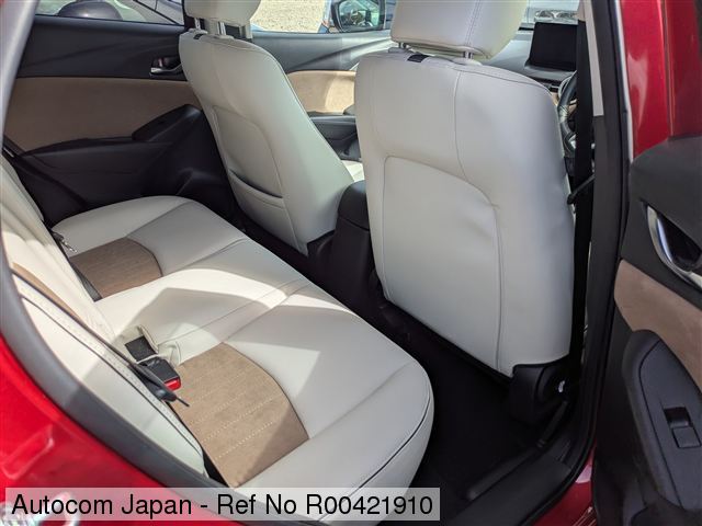 
								Mazda CX-3 full									
