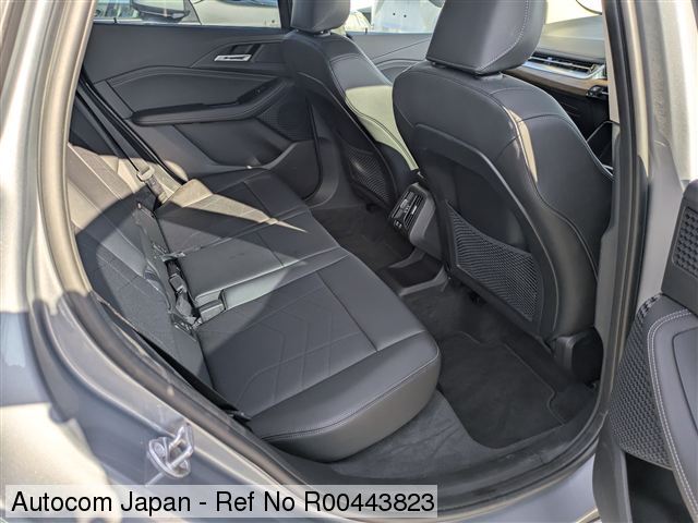 
								BMW 218i full									