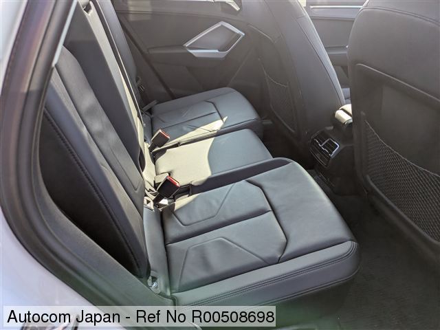
								AUDI Q3 35TDI Quattro Advanced full									