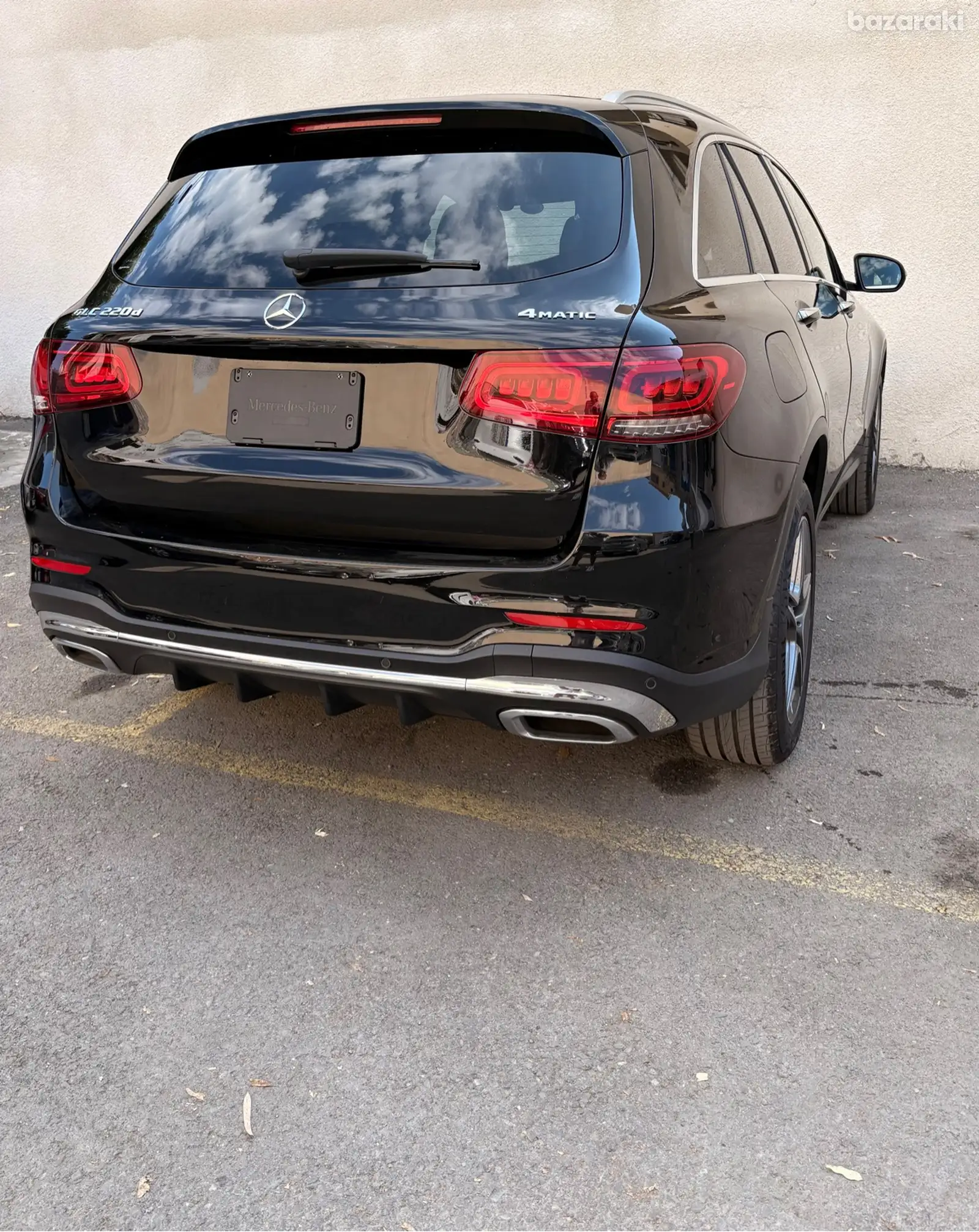 
								Mercedes-Benz GLC220d 4Matic full									