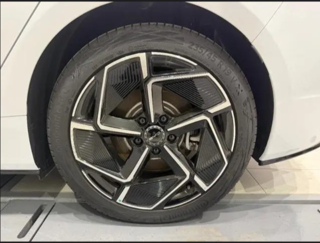 2024 BYD Seal