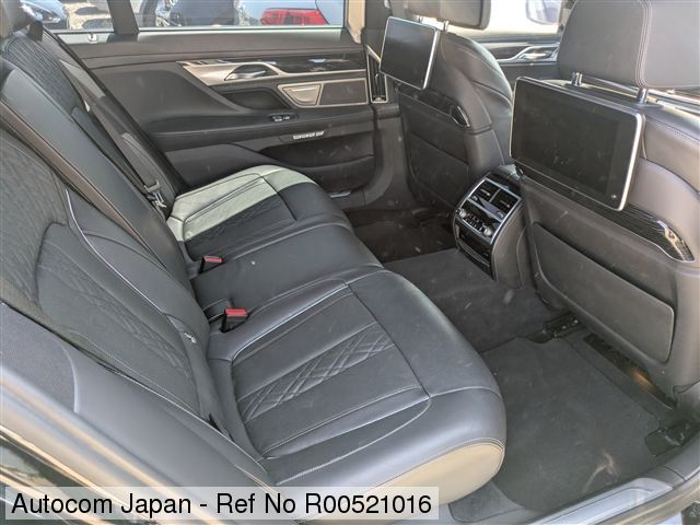 
								BMW 750Li M-sport full									