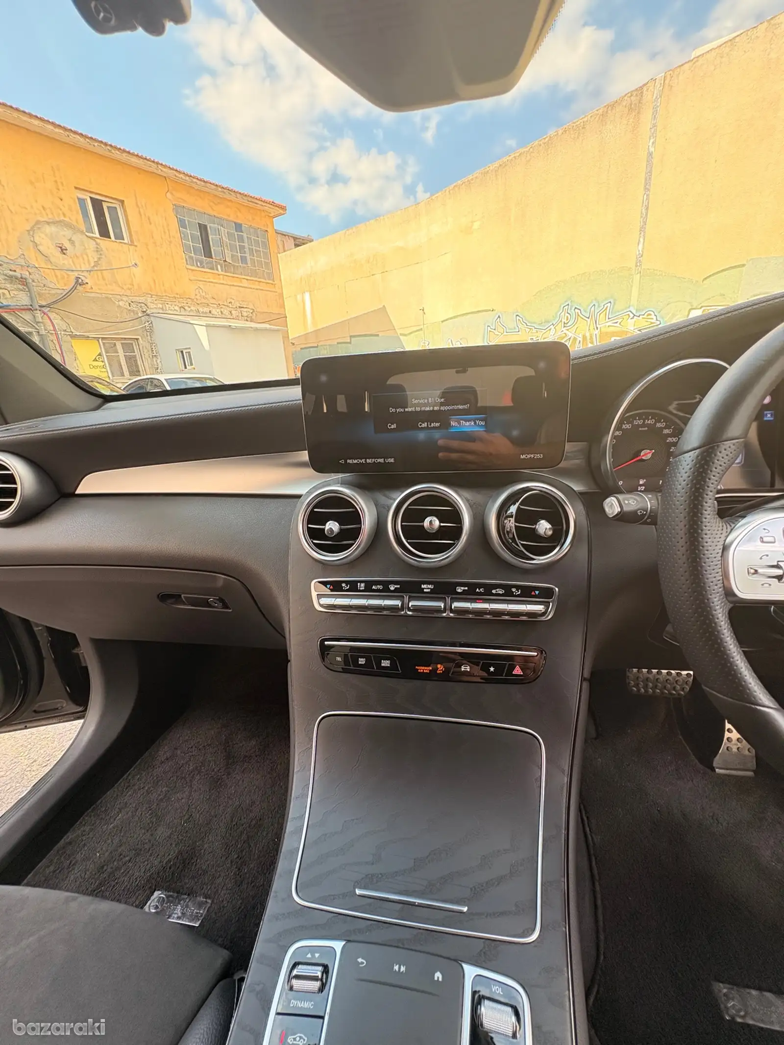
								Mercedes-Benz GLC220d 4Matic full									