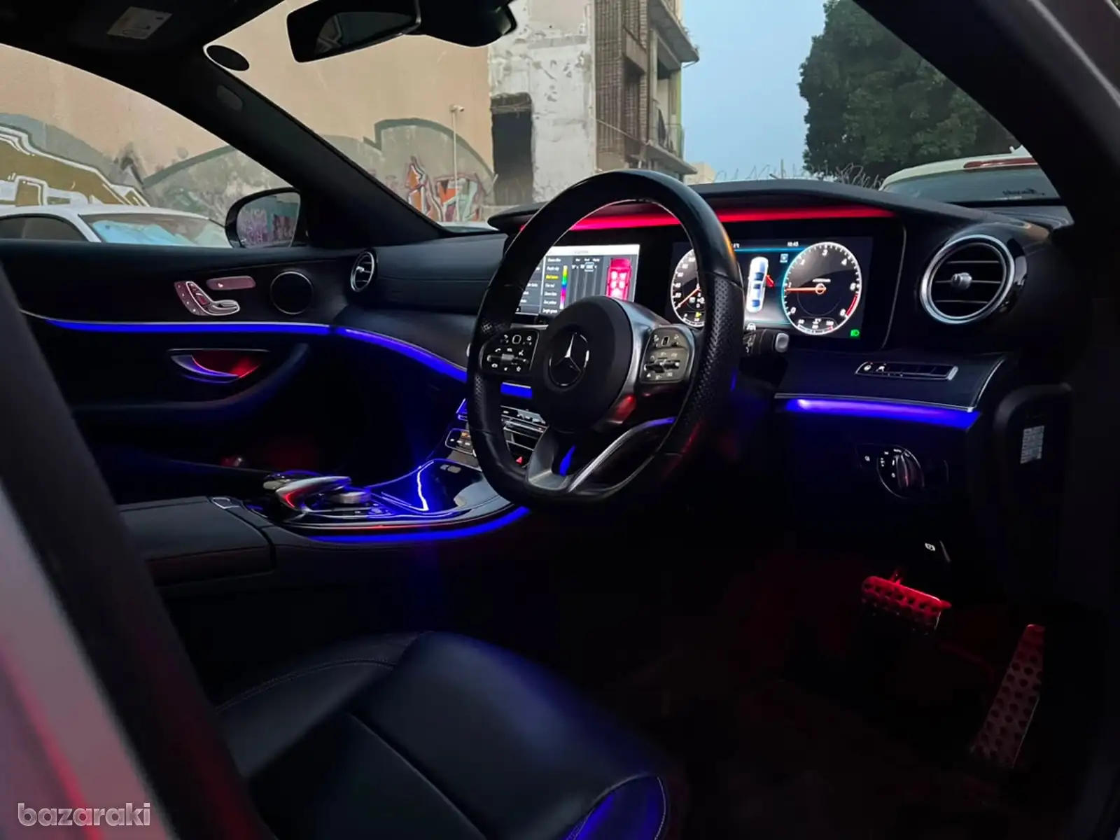 
								Mercedes-Benz E220d full									